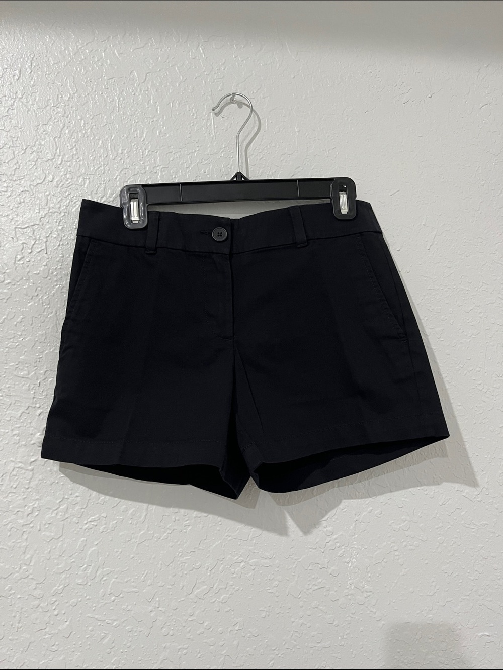 LOFT Black 4” Shorts Size 0
